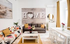 Lavender Apartment